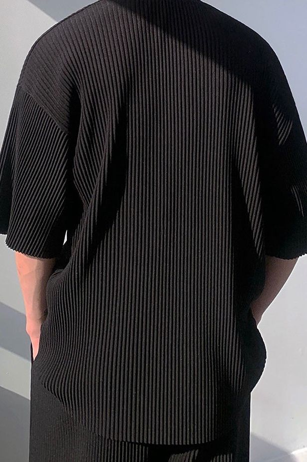 JAXON | OVERSIZE PLEATED T-SHIRT